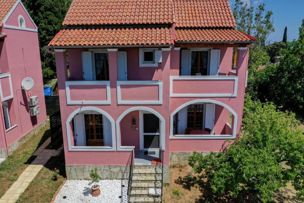 Alice'S & Teo'S Houses Χλωματιανά Εξωτερικό φωτογραφία