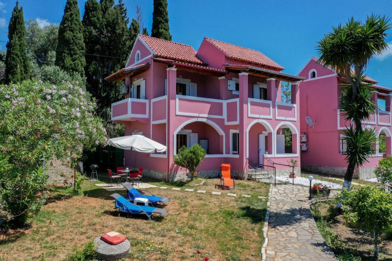 Alice'S & Teo'S Houses Χλωματιανά Εξωτερικό φωτογραφία