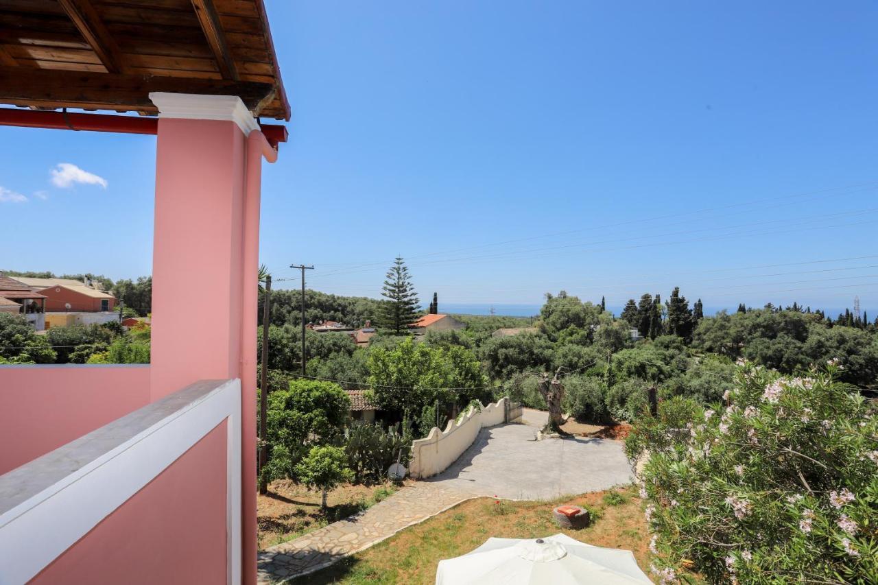 Alice'S & Teo'S Houses Χλωματιανά Εξωτερικό φωτογραφία